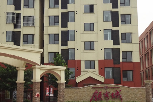 寶坻領秀城小區鋁（lǚ）合金門窗